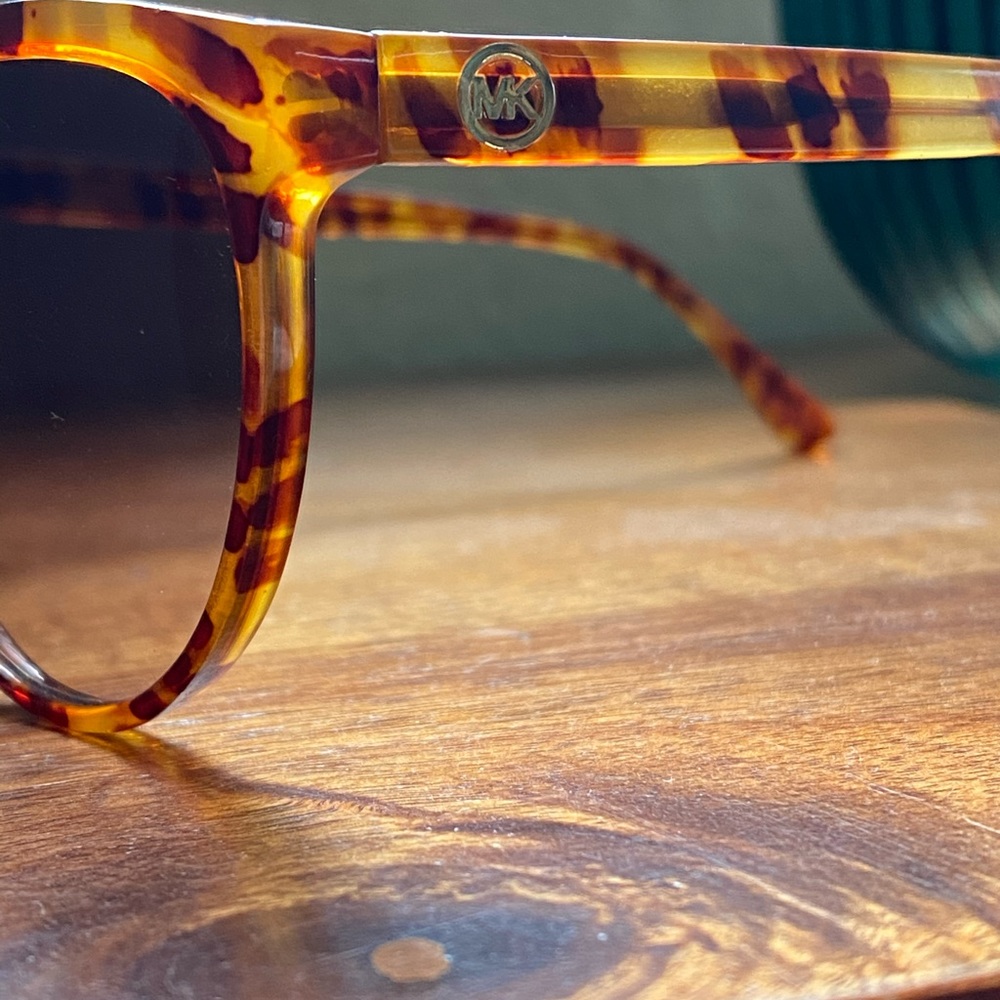 Michael kors sunglasses - Picture 5 of 5